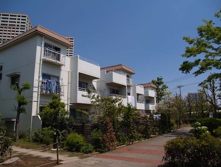 リノベ向き物件 庭付きテラスハウスという贅沢 Ecodecoブログ