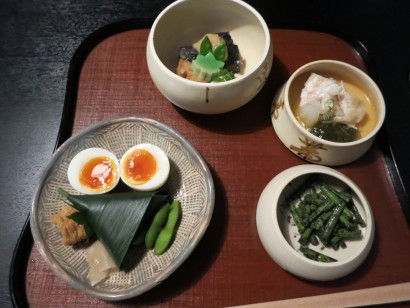 美味しい食事をリノベした空間で楽しむ♪