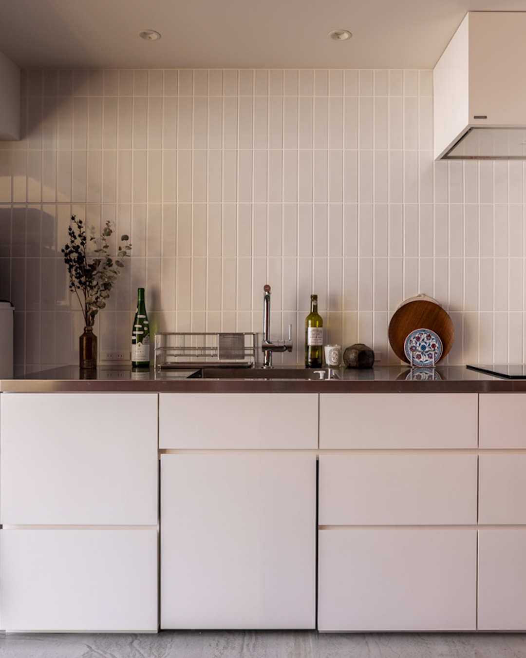 2.1m幅で充実！一人暮らしの「引き算」キッチン